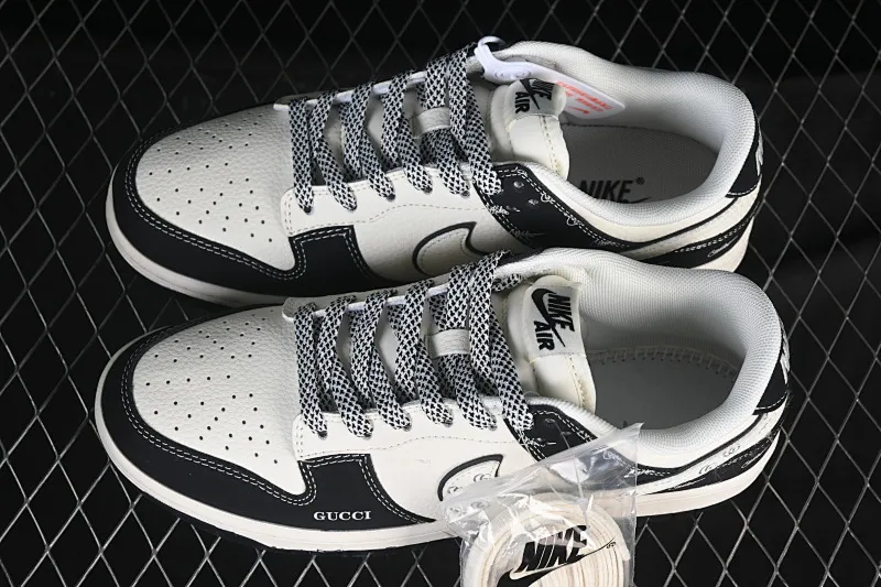 All categories Nk SB Dunk Series Nk SB Dunk Low High-end customized low-top sneakers Nike SB Dunk Low Gucci co-branded Black and White Panda Anniversary high-end customized low-top casual sneakers JP1628-021